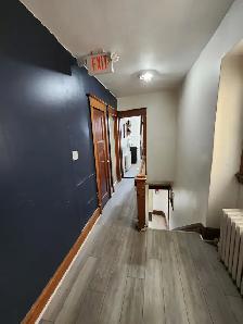 Furnished room on 2nd floor all incl, Oct 1 Christie & St. Clair - Photo 7