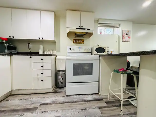 One bath one bedroom basement apartment Brampton