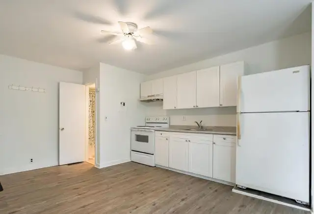 ALL INCLUSIVE - BRIGHT & RENOVATED JUNIOR ONE BEDROOM APARTMENT