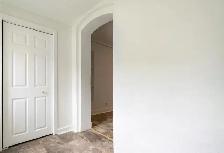 ALL INCLUSIVE - BRIGHT & RENOVATED JUNIOR ONE BEDROOM APARTMENT - Photo 8