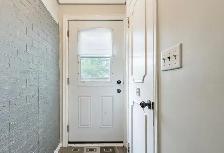 ALL INCLUSIVE - BRIGHT & RENOVATED JUNIOR ONE BEDROOM APARTMENT - Photo 10