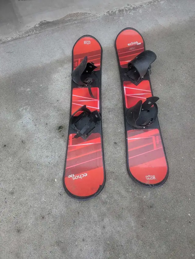 2 x Kids Snowboards