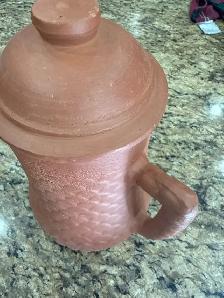 Clay water jug - Brampton  - $10 new - Photo 7