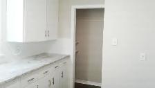 UPPER LARGE 1 BEDROOM - DOWNTOWN - Photo 6