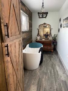 Available Skilled Carpenter Renovator - Photo 2