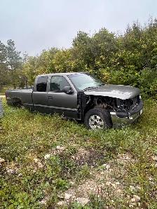 2002 Silverado and 01 sierra parts truck - Photo 8