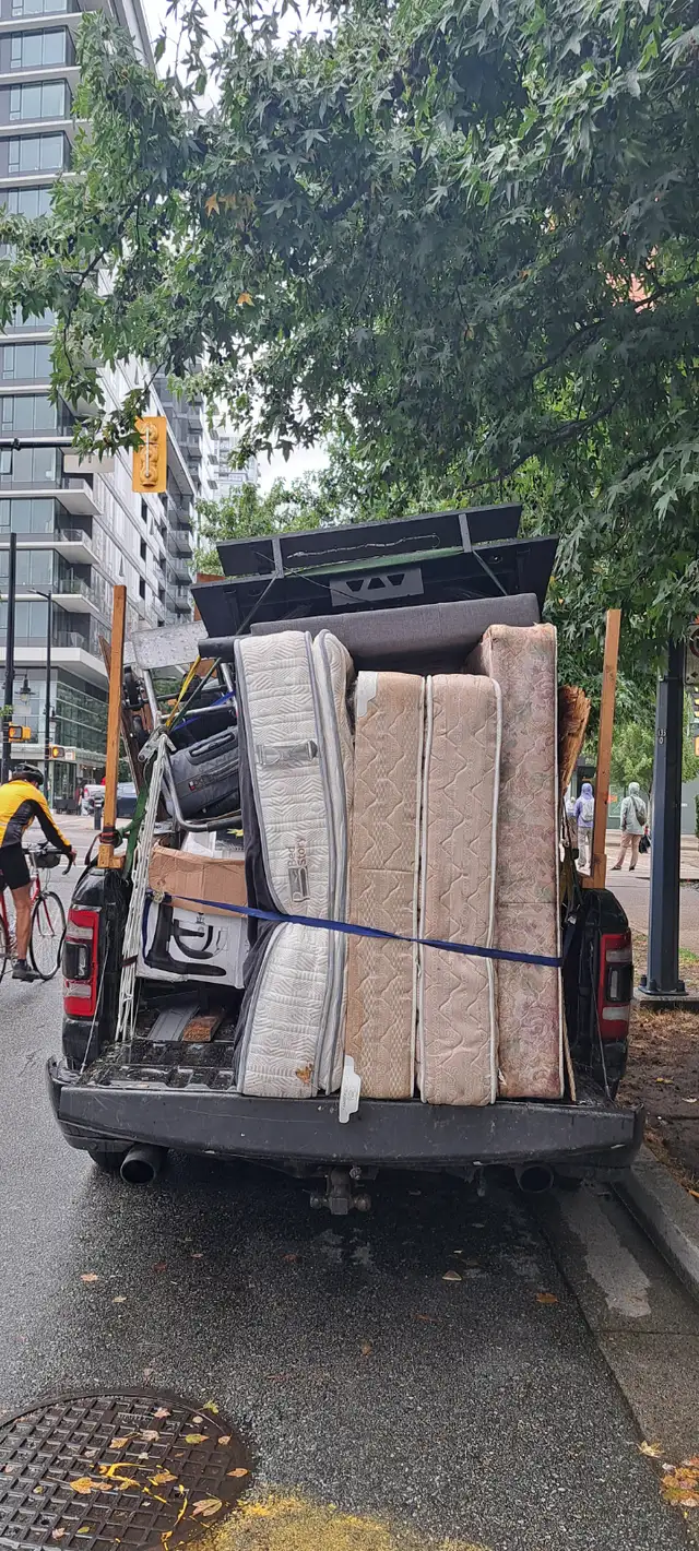 AFFORDABLE JUNK REMOVAL - Same Day Service! ♻️