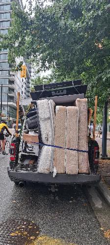 AFFORDABLE JUNK REMOVAL - Same Day Service! ♻️