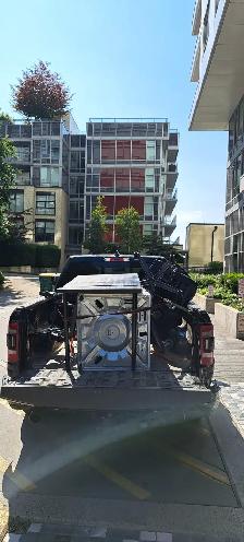 AFFORDABLE JUNK REMOVAL - Same Day Service! ♻️ - Photo 9