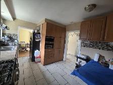 3 Bedroom House for Rent Islington and Rexdale - Photo 5
