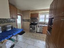 3 Bedroom House for Rent Islington and Rexdale - Photo 6