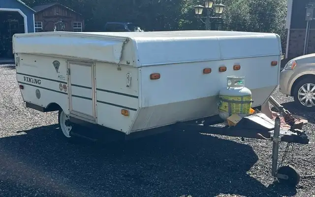 8 Feet tent trailer
