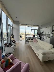 Private room with private washroom available at penthouse - Photo 5