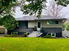 South Side Home For Sale - Blocks away from Henderson Lake - Photo 2