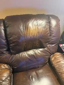 Power Recliner - Photo 2