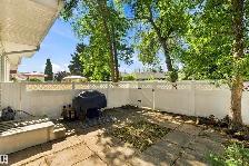 FULLY RENOVATED 4 bedroom corner unit - 350 CLAREVIEW RD NW - Photo 10