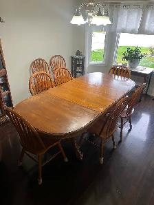 Double Pedistal solid Oak Table with 8 chairs - Photo 3