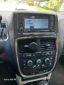 2012 Dodge Grand Caravan - Photo 2