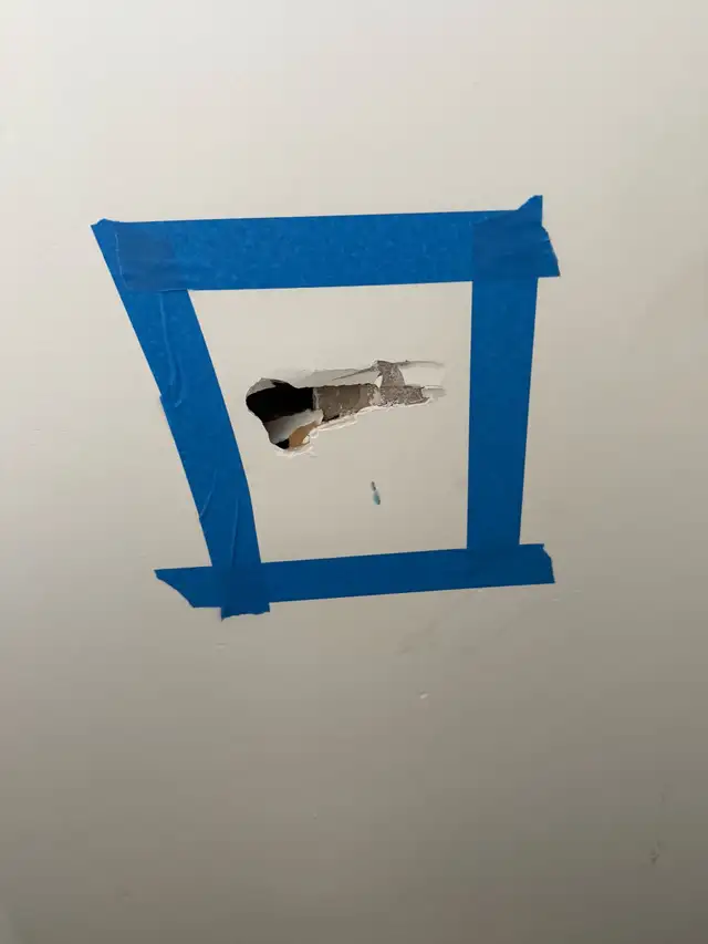 Looking for Handyman (drywall & Baseboard)