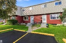 FULLY RENOVATED 3 bed / 2 bath townhouse - 160 Habitat CR NW
