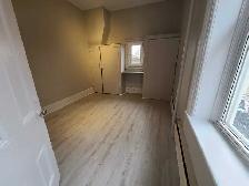 Peterborough 2 bedroom Spacious Apartment $1499 - Photo 8