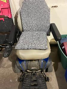 Jazzy Select Elite Electric Stooter - Photo 2