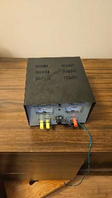 Elenco XP-625 AC/DC Variable Power Supply - Photo 2
