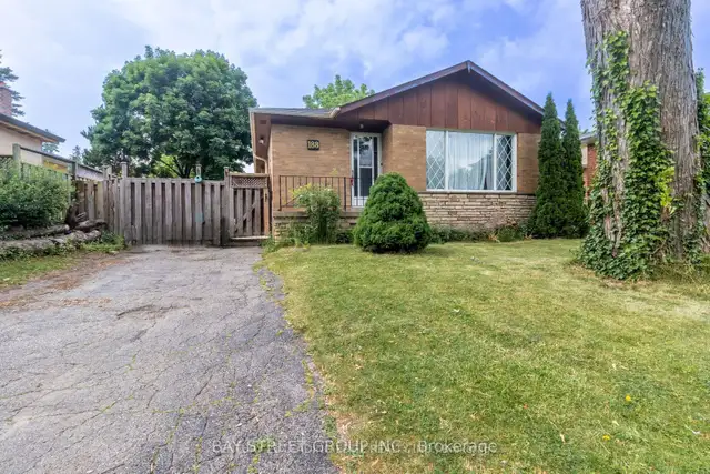 3 Beds 1 Bath Main Floor unit $2800/- available from 15th SEP