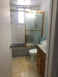 3 Beds 1 Bath Main Floor unit $2800/- available from 15th SEP - Photo 14