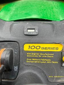John Deere LA165 Lawn Tractor - Photo 3
