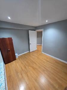 One bedroom available in double bedroom basement - Photo 3