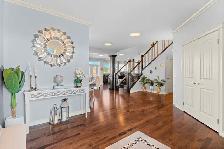 5 Bedroom House for Rent Close to Chestermere lake - Photo 2