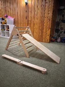 Pikler Climbing Triangle with slide