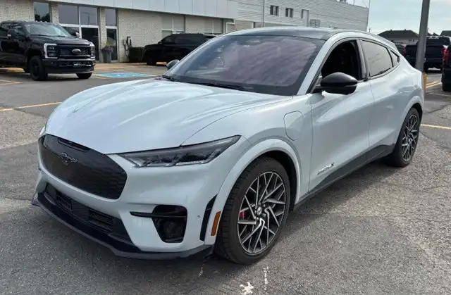2022 Ford Mustang Mach-E GT eAWD | Extended Range | Co-Pilot