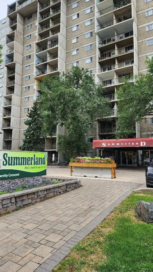 2-Bedroom Near U of M | 5-Min Bus Ride | Utilities Included | Po