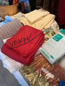 Literie : Draps, taies d’oreiller, housse matelas, housse de cou
