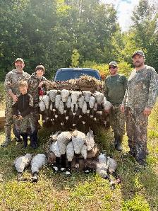 DUCK GOOSE TURKEY RABBIT GROUSE HUNTING GUIDE