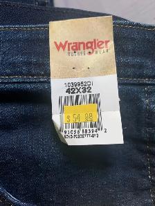 wrangler blue jeans - Photo 2