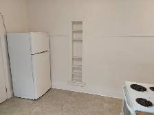 3 Bedroom Sandy Hill Apartment for Rent (92 Blackburn Ave) - Photo 7