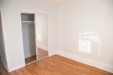 588 Ashburn St - 4 Bedroom Duplex - Photo 2