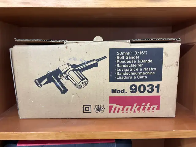 Makita 30mm Belt Sander Model 9031