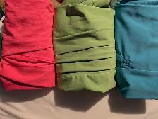Assorted XL Scrub Tops and Pants - Photo 3