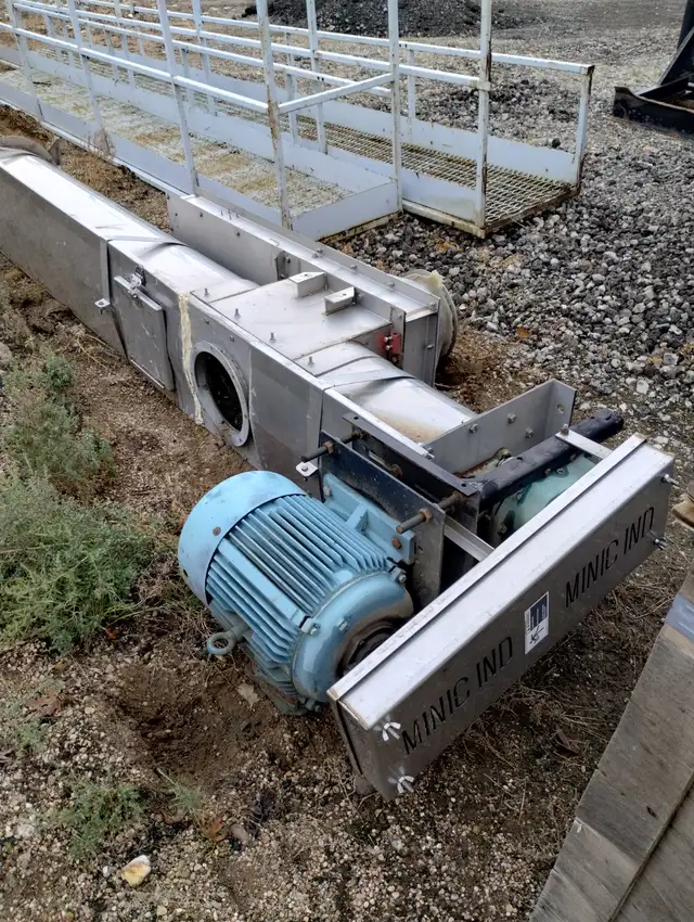 Fertilizer Plant Transfer Auger with Electric Motor