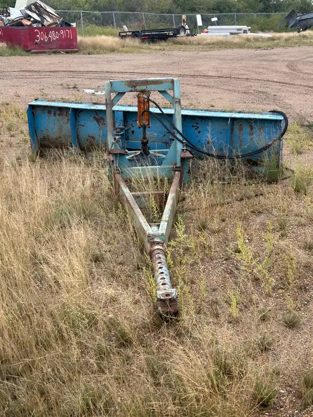 9 foot Allied tractor blade