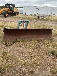 9 foot Allied tractor blade - Photo 2