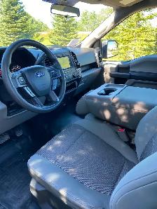 2017 Ford F-150 Sport 4x4 Regular Cab Short Box, fresh MB safety - Photo 5
