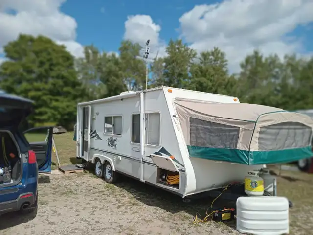 Kodiak Hybrid 24ft Rv