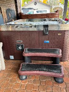 HOT TUB for SALE - Photo 3