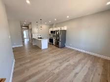 Newer 2-Bedroom Upper Units – Bright, Modern & Spacious - Photo 4