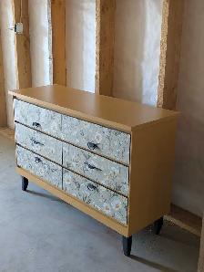 refinished dresser - Photo 3